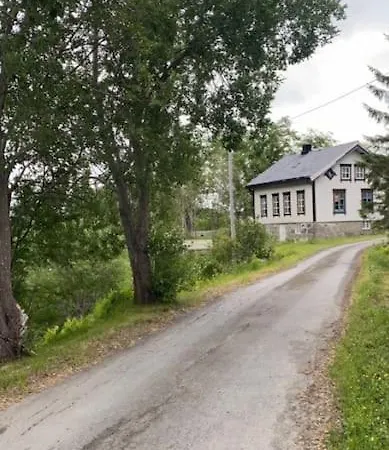 Holiday home Romslig Bolig- Idyllisk Og Sentralt Beliggende I