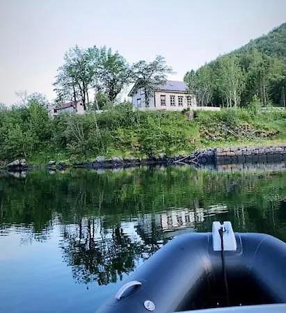 Holiday home Romslig Bolig- Idyllisk Og Sentralt Beliggende I *